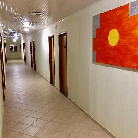 Hotel E Churrascaria Los Pagos Линьярис Экстерьер фото