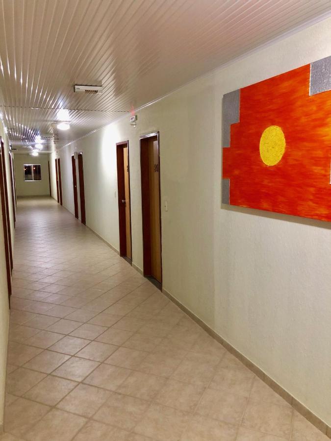 Hotel E Churrascaria Los Pagos Линьярис Экстерьер фото